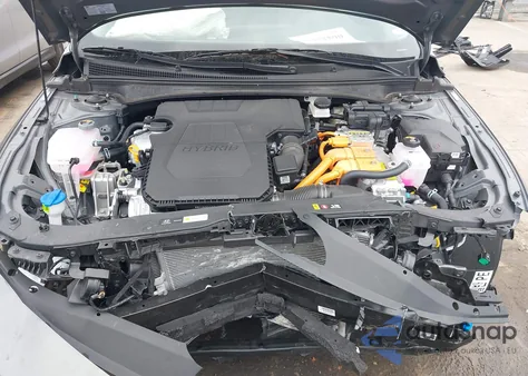 2025 Hyundai Elantra Hybrid Limited z USA, uszkodzony, nr VIN KMHLN4DJ4SU176856